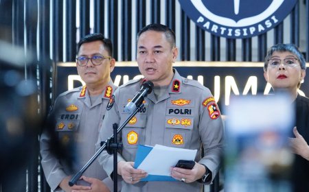Polri Berhasil Evakuasi Ratusan Warga Terdampak Banjir di Padang, Ratusan Personel Brimob Dikerahkan
